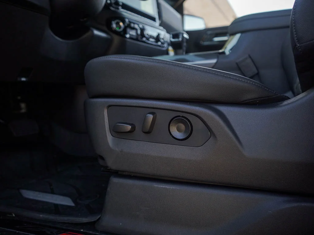 2026 Chevrolet Silverado 1500 ZR2 - Photo 17