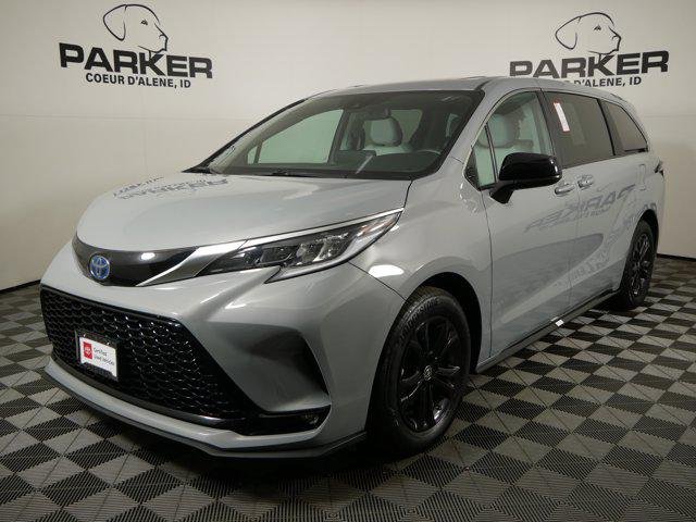2024 Toyota Sienna XSE 7-Passenger Hybrid AWD's photo