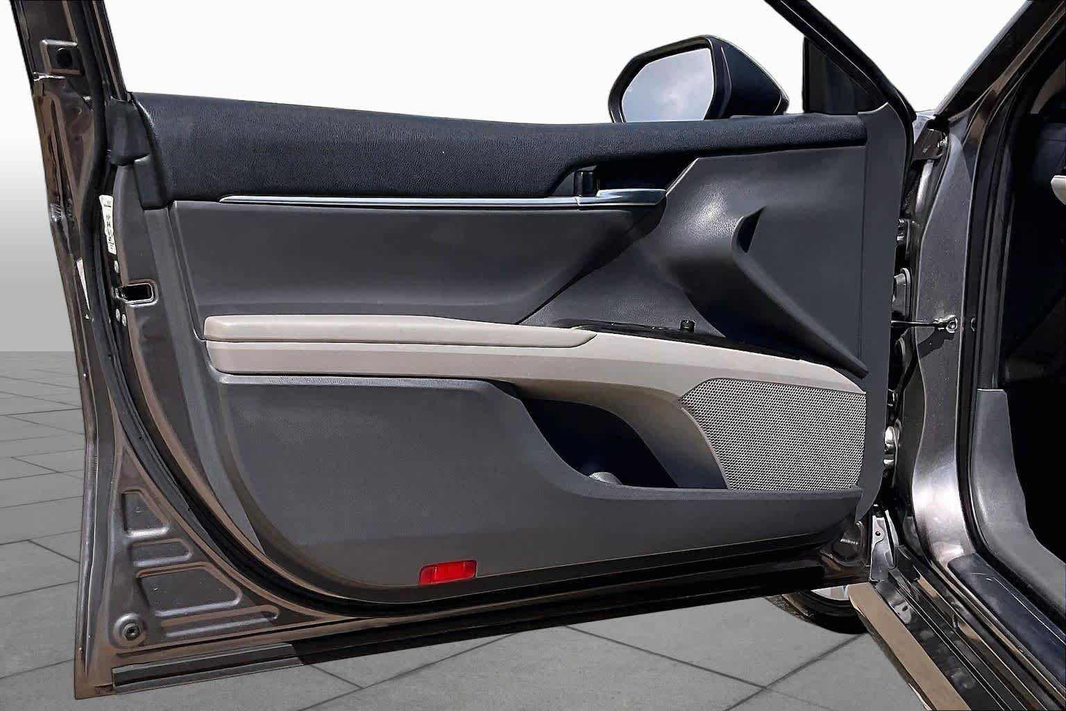 Used 2023 Predawn Gray Mica Toyota LE image 16