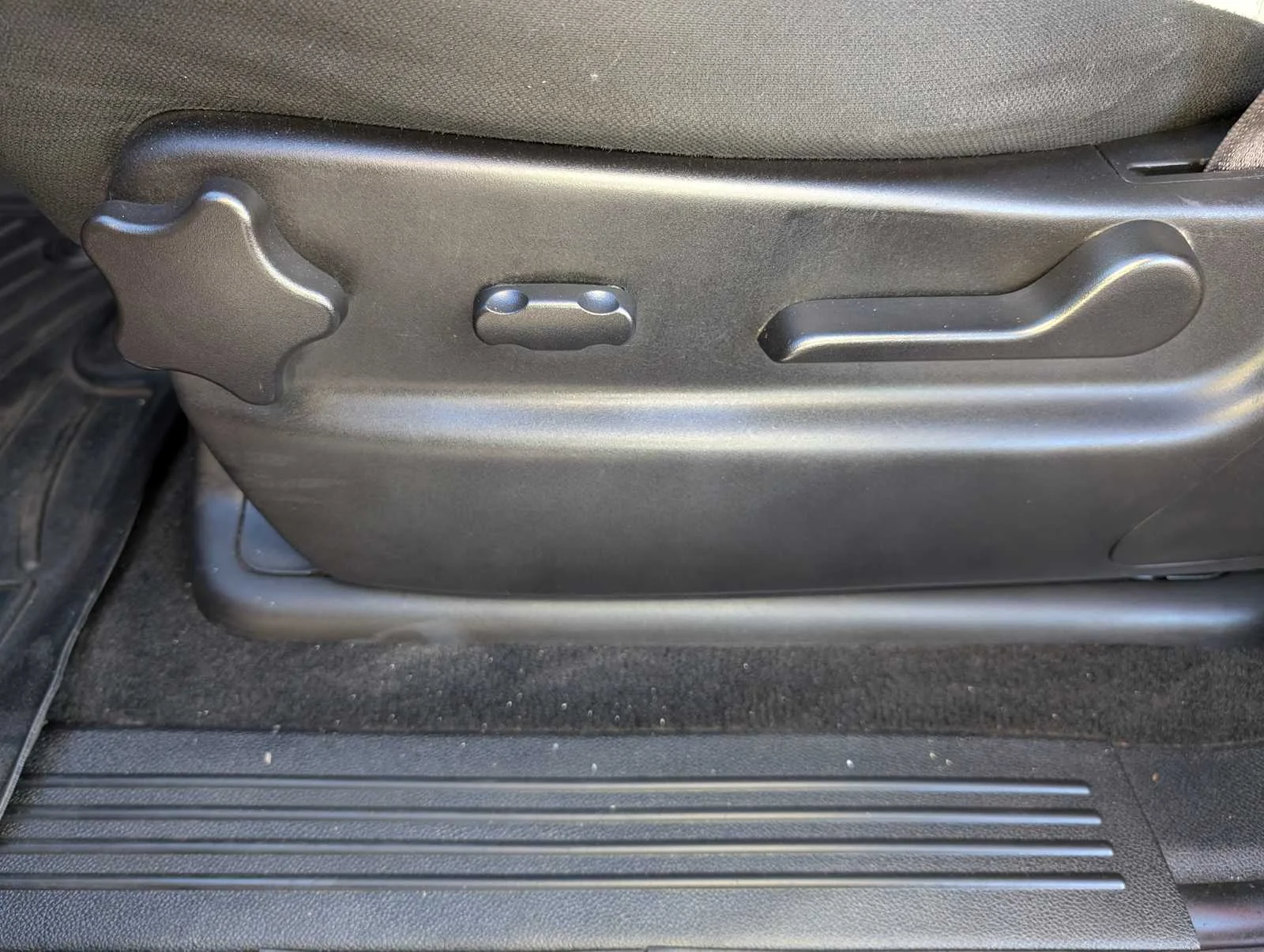 Used 2012 Crystal Red Tintcoat Chevrolet LS image 34