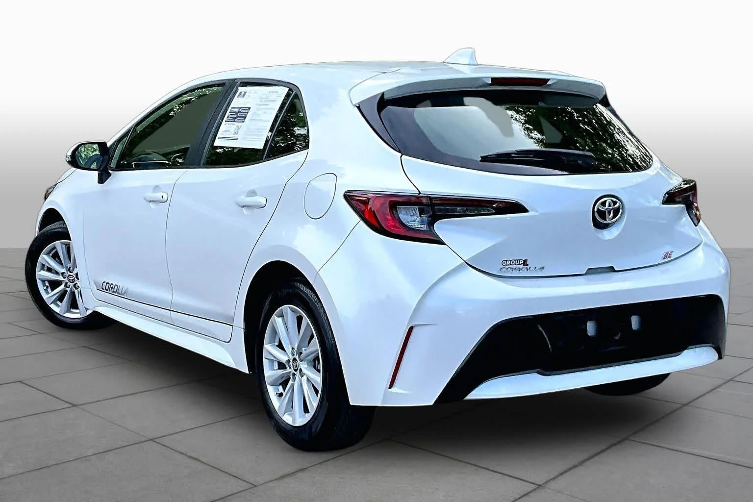 Certified Used 2024 Wind Chill Pearl Toyota SE image 12