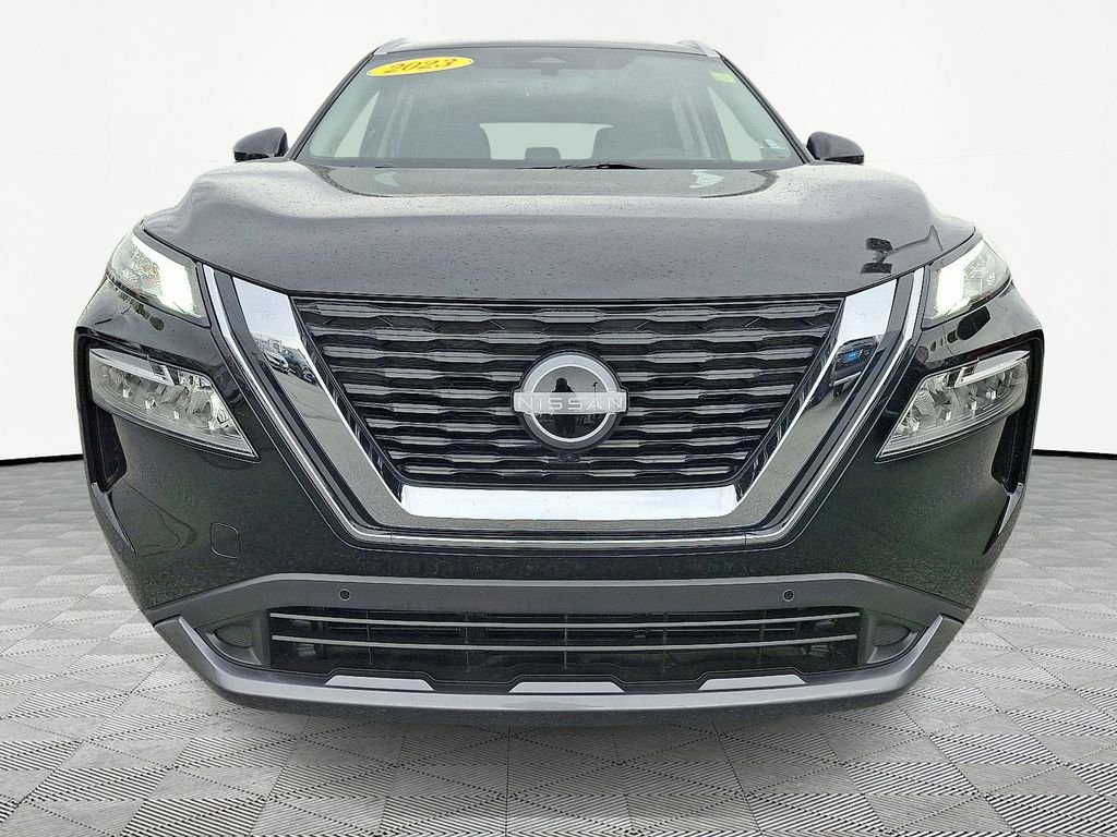 Used 2023 Black Nissan SL image 2