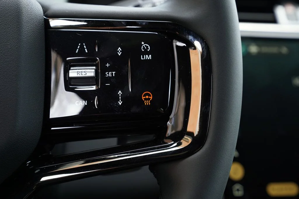 New 2026 Corinthian Bronze Land Rover S image 18