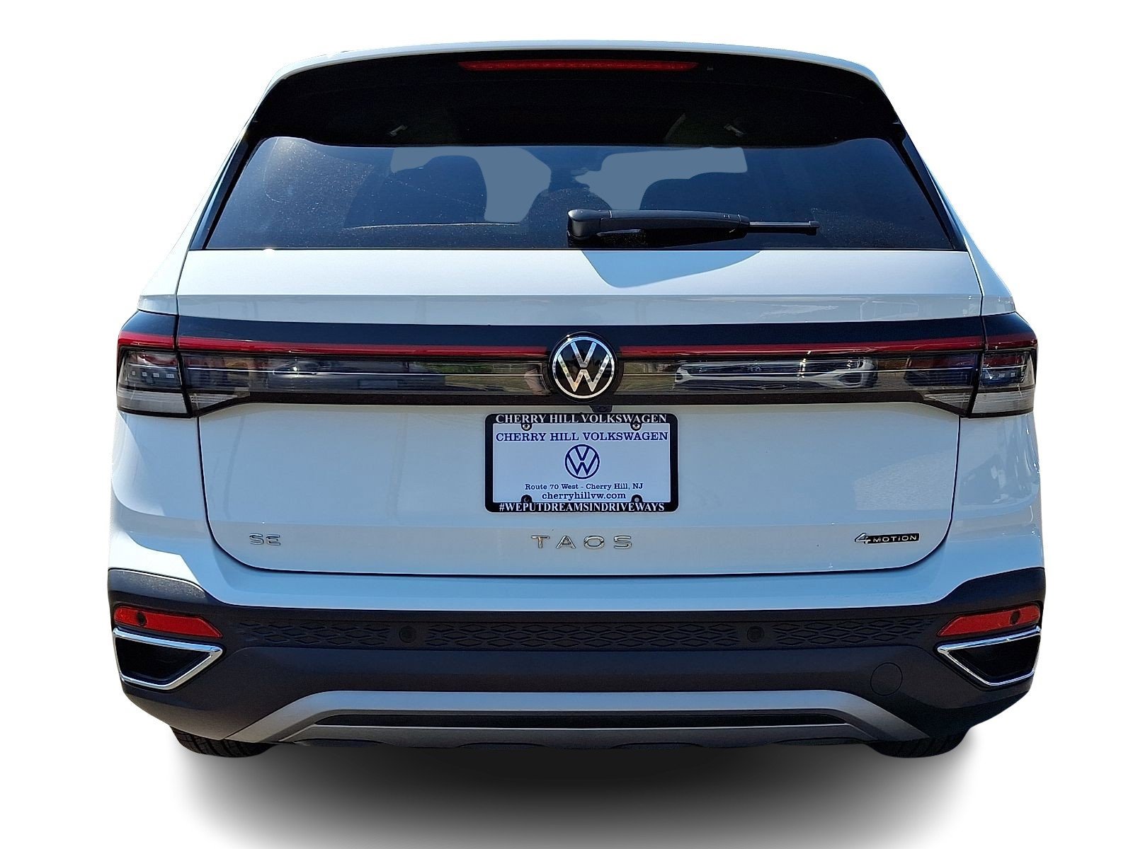 Used 2025 Pure White   0Q0q Volkswagen SE image 5