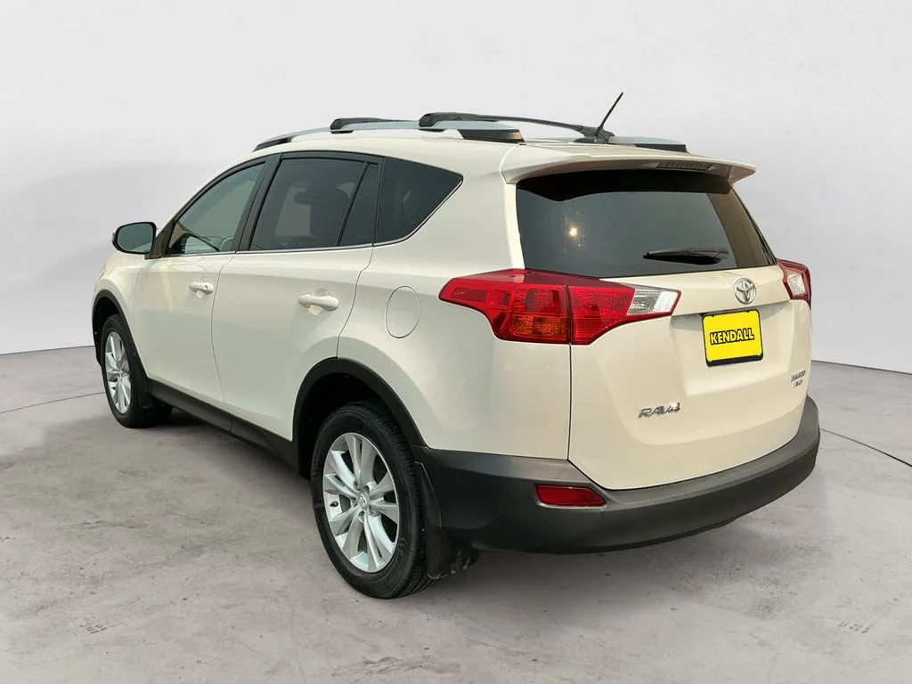 Used 2014 White Toyota Limited image 7