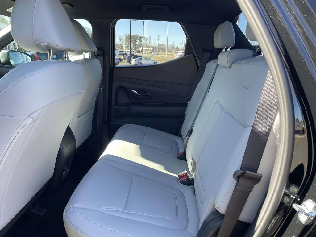New 2026 Black Hyundai SEL image 9