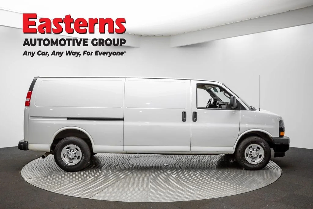 Used 2019 White Chevrolet Work Van image 4