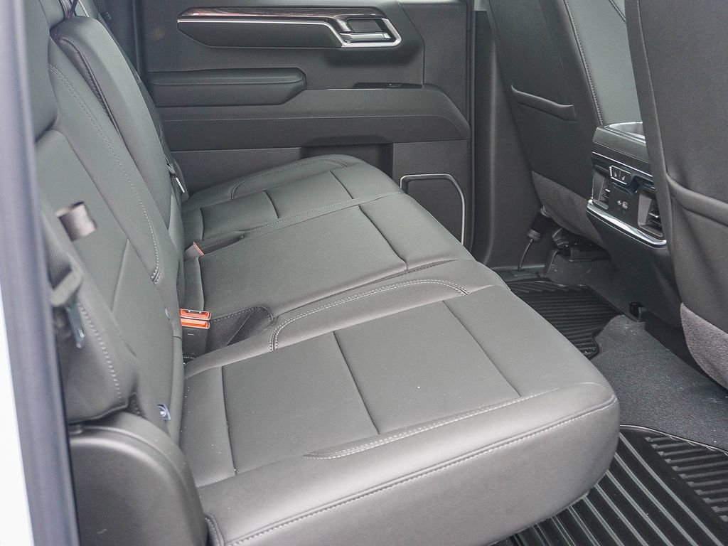 2026 Chevrolet Silverado 1500 LTZ - Photo 13