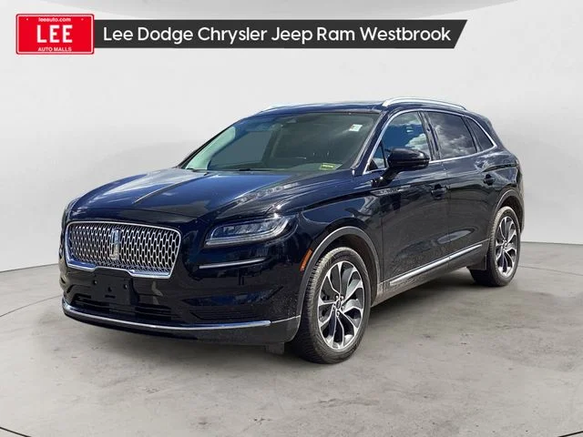 Used 2023 Black Metallic Lincoln Reserve image 1
