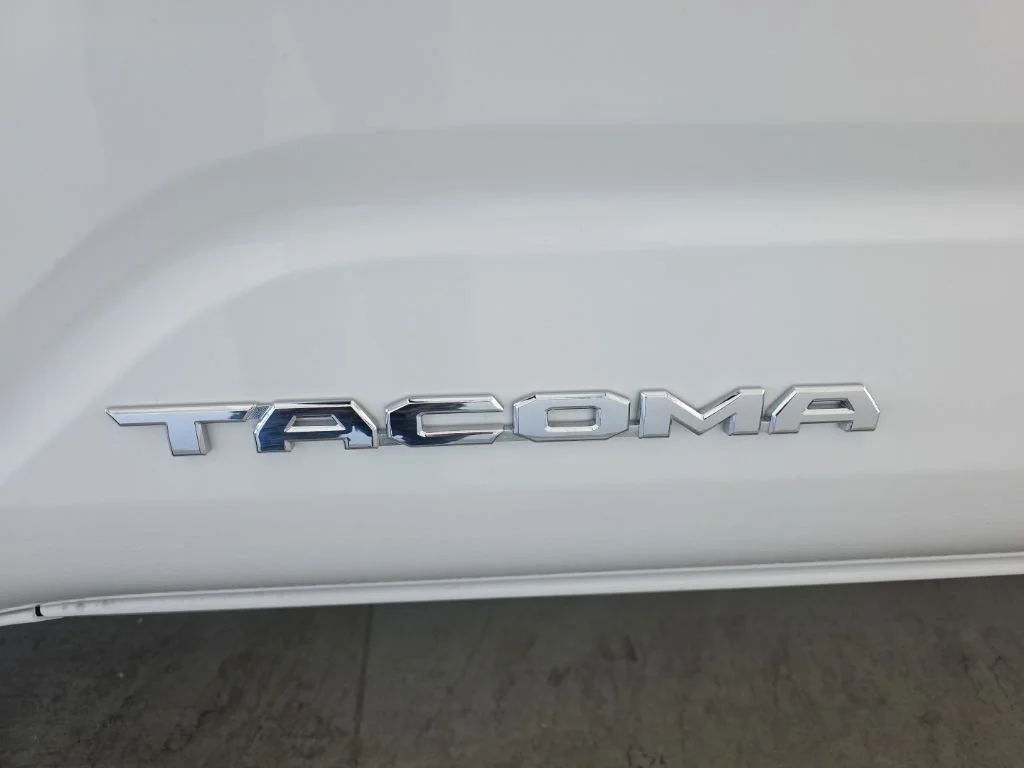 New 2026 Ice Toyota SR5 image 9