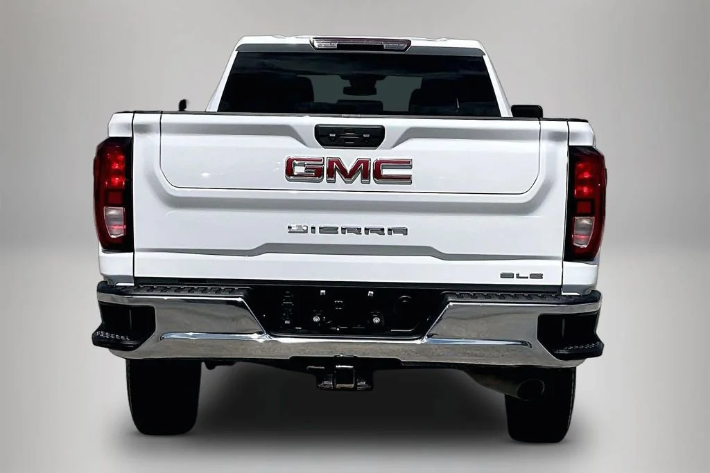 Used 2024 Summit White GMC SLE image 6