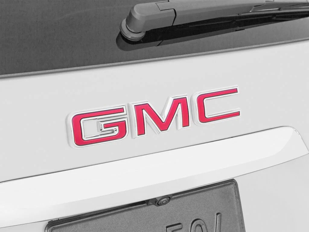 Used 2023 White GMC AT4 image 45