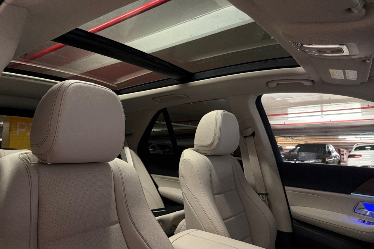 New 2026 Polar White Mercedes-Benz GLE 450 4MATIC® SUV image 16
