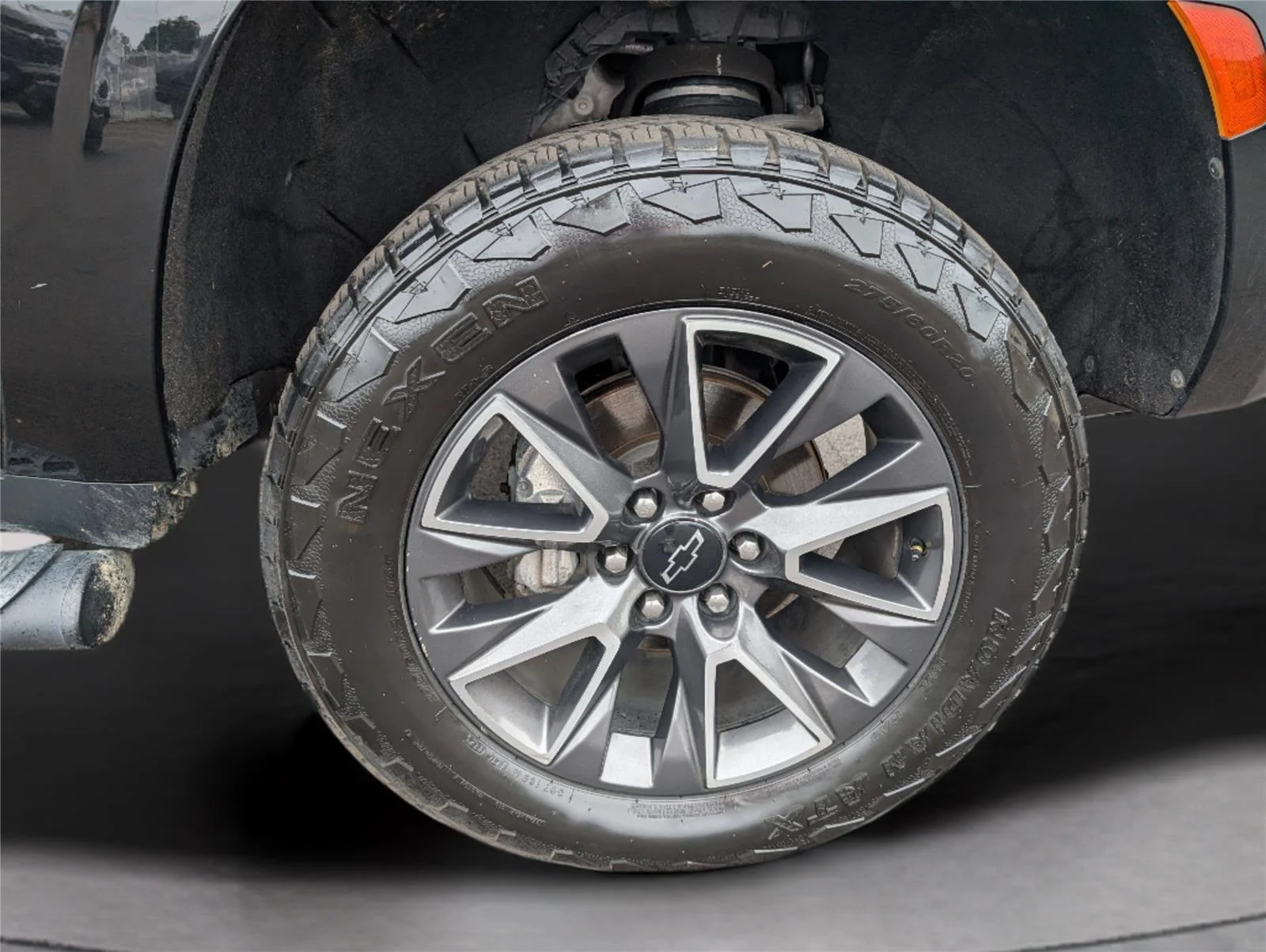 Used 2021 BLACK Chevrolet Z71 image 41
