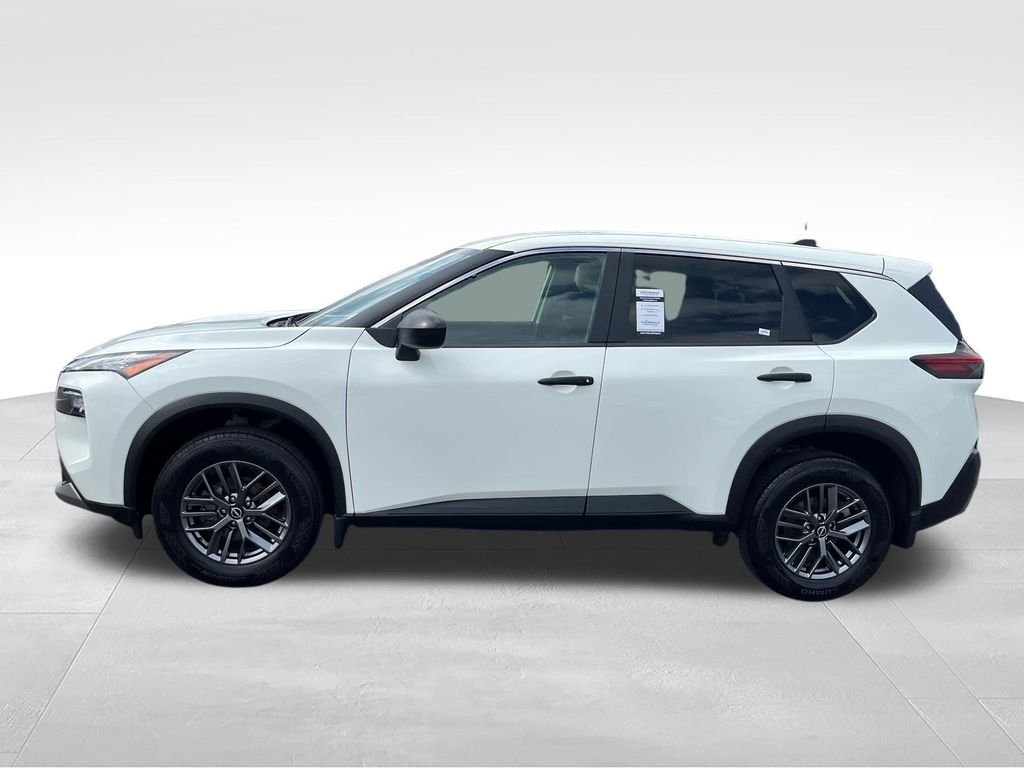 Used 2023 White Nissan S image 2