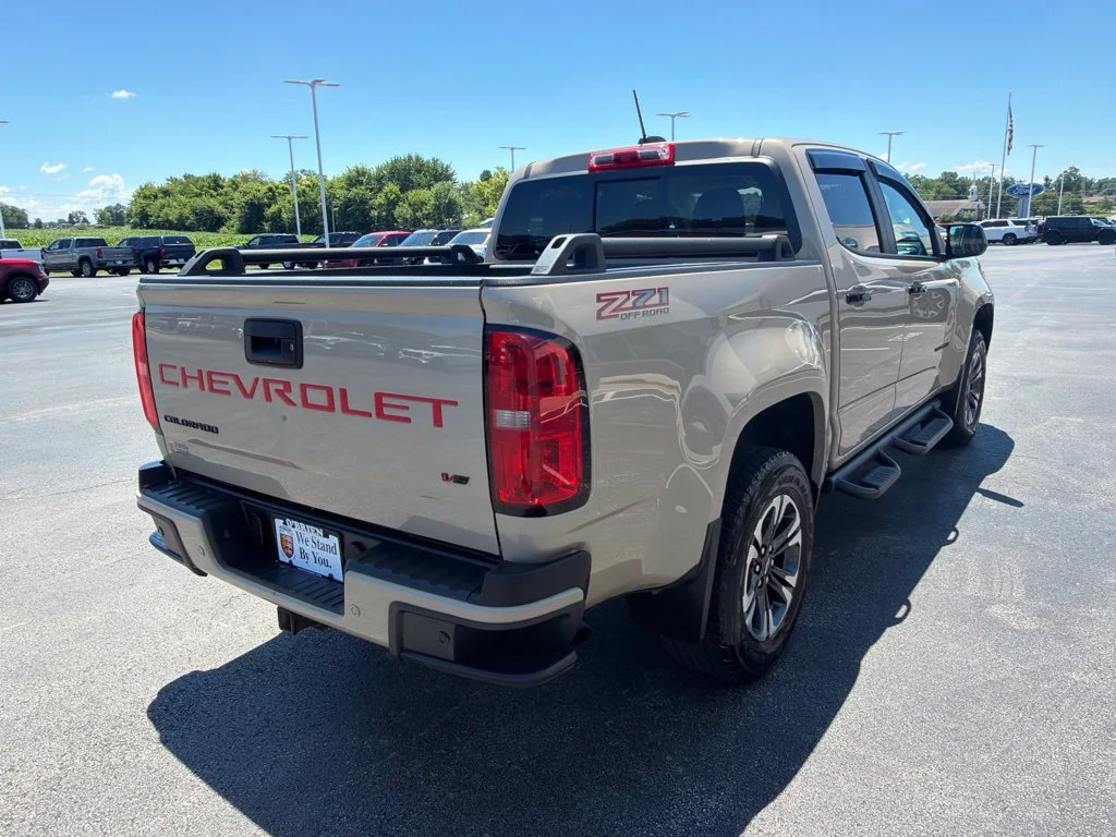 Used 2022 Sand Dune Metallic Chevrolet Z71 image 5