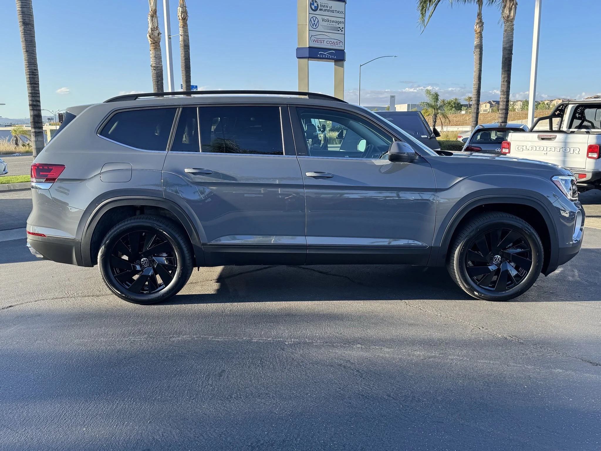 New 2026 Pure Gray Volkswagen 2.0T SE w/Technology image 9