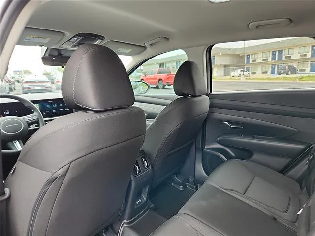 New 2026 Shimmering Silver Hyundai SEL image 6