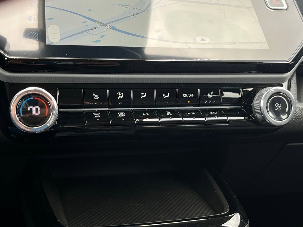 2027 Chevrolet Bolt LT - Photo 30