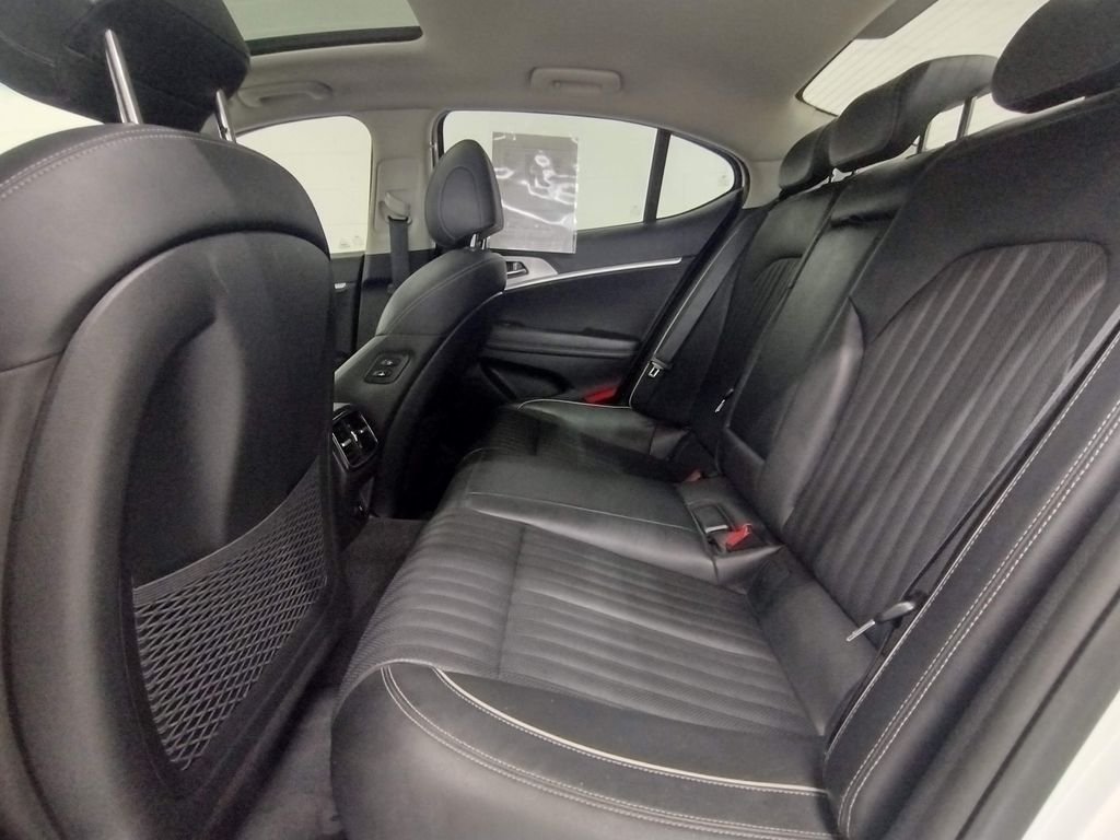 Used 2020 White Genesis 2.0T image 38