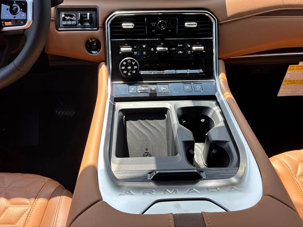 New 2026 Everest White TriCoat / Super Black Two-tone Nissan Platinum Reserve image 21