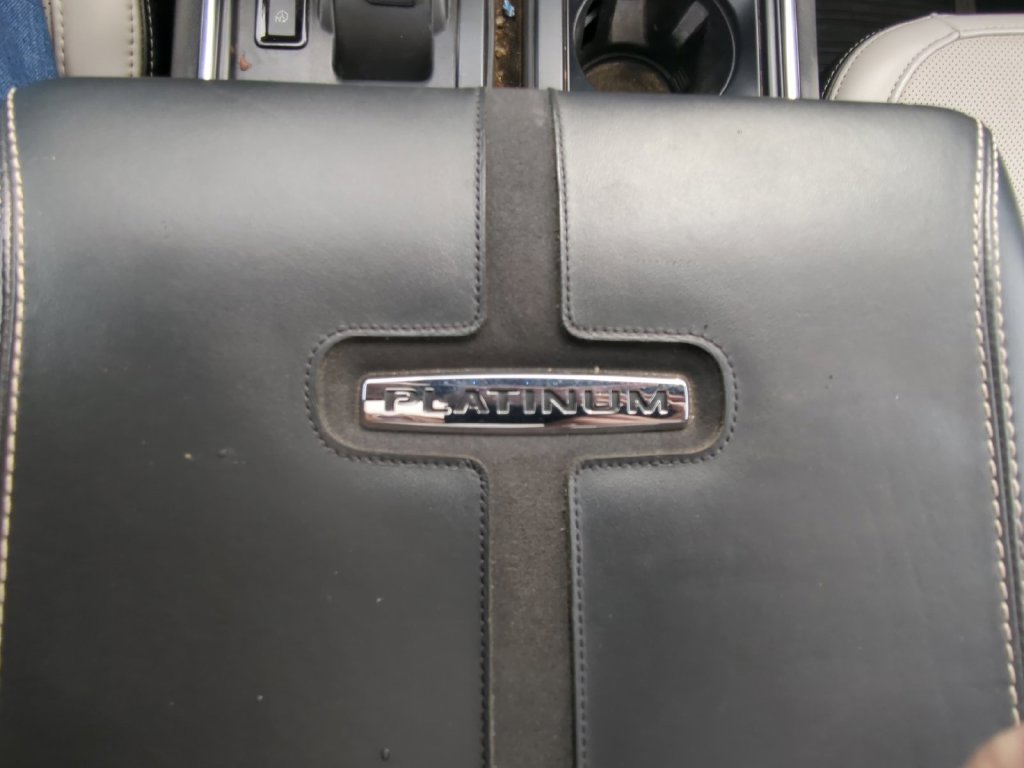 Used 2023 White Metallic Ford Platinum image 27