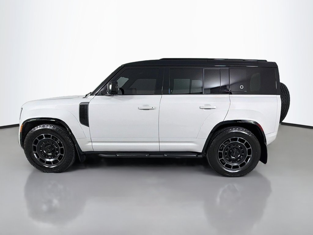 Used 2026 Gray Land Rover OCTA image 8