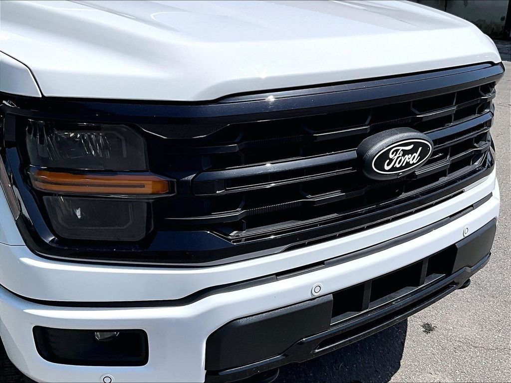 Used 2025 White Ford XLT image 32