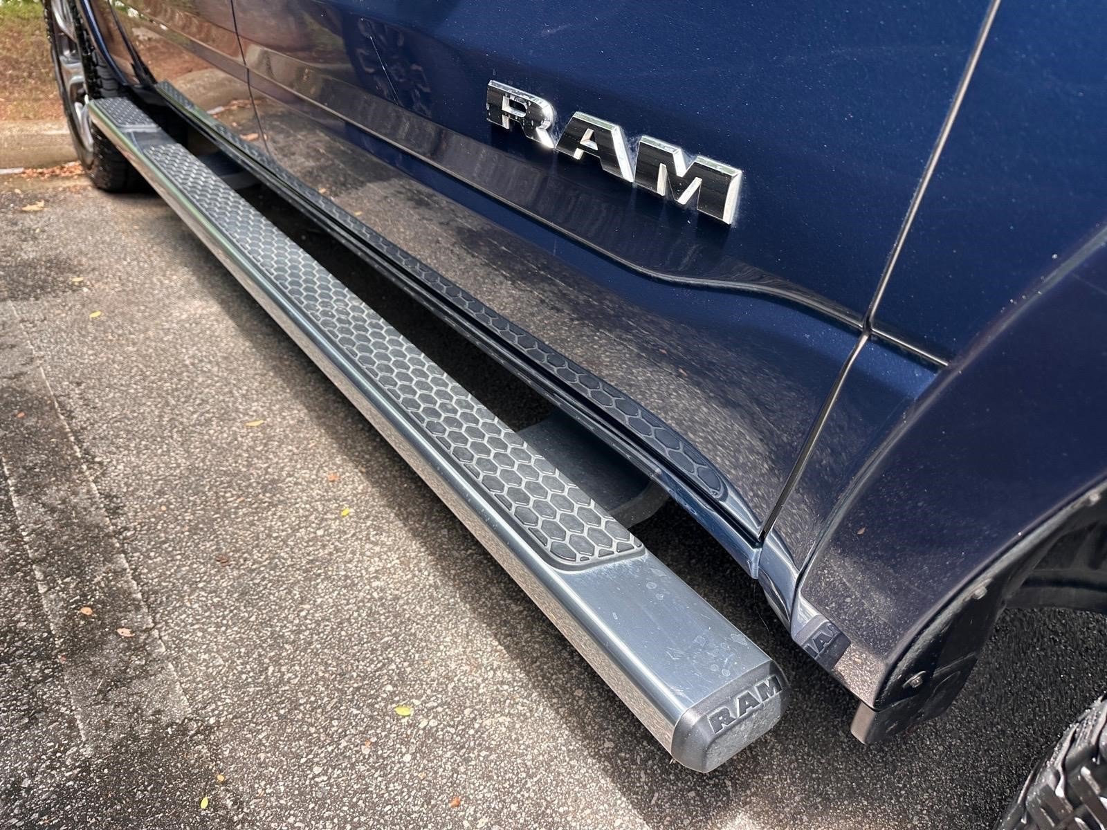 Used 2022 Patriot Blue Pearlcoat Ram Laramie image 24