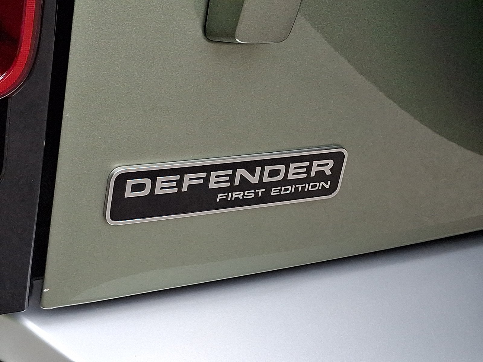 Used 2021 Pangea Green Metallic - 1DJ Land Rover 90 First Edition image 30