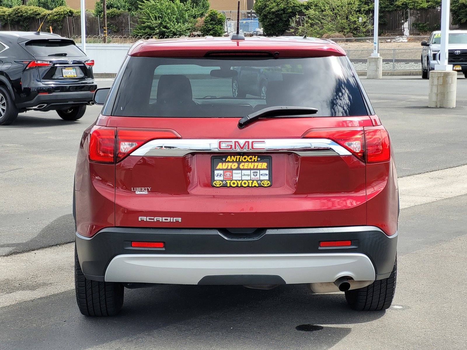 Used 2019 Red Quartz Tintcoat GMC SLE image 5