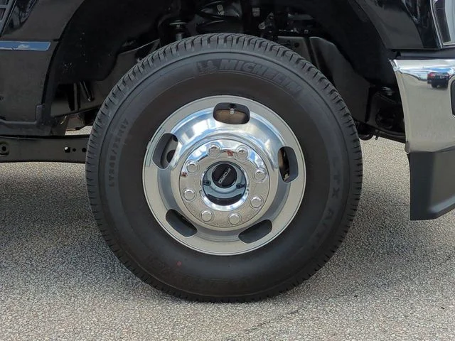 New 2026 Agate Black Metallic Ford F-350® Lariat® image 11