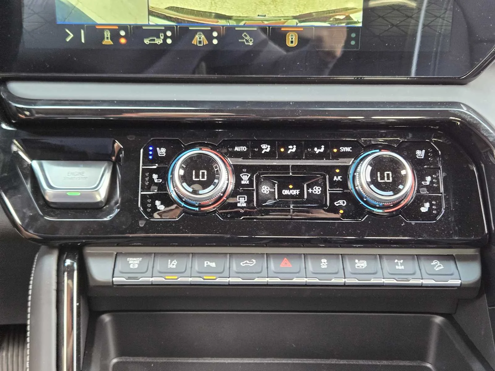 2026 GMC Sierra 2500HD AT4X - Photo 13