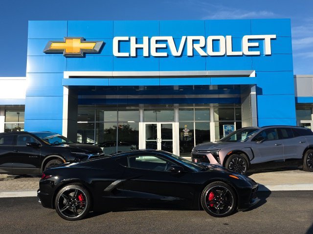 Used 2020 Black Chevrolet Stingray image 2