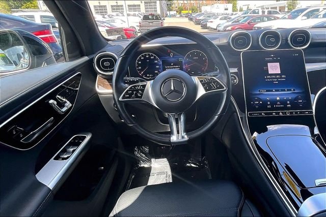 Certified Used 2023 Black Mercedes-Benz GLC 300 image 4