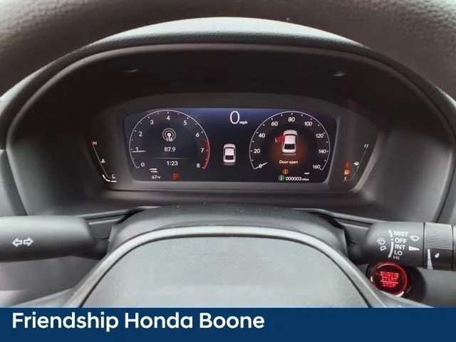 Used 2025 White Honda SE image 14