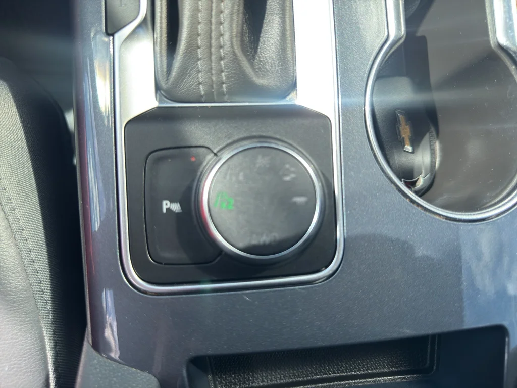Used 2019 Cajun Red Tintcoat Chevrolet Base w/3LT image 28