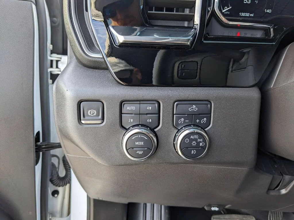 2024 GMC Sierra 1500 Elevation - Photo 25