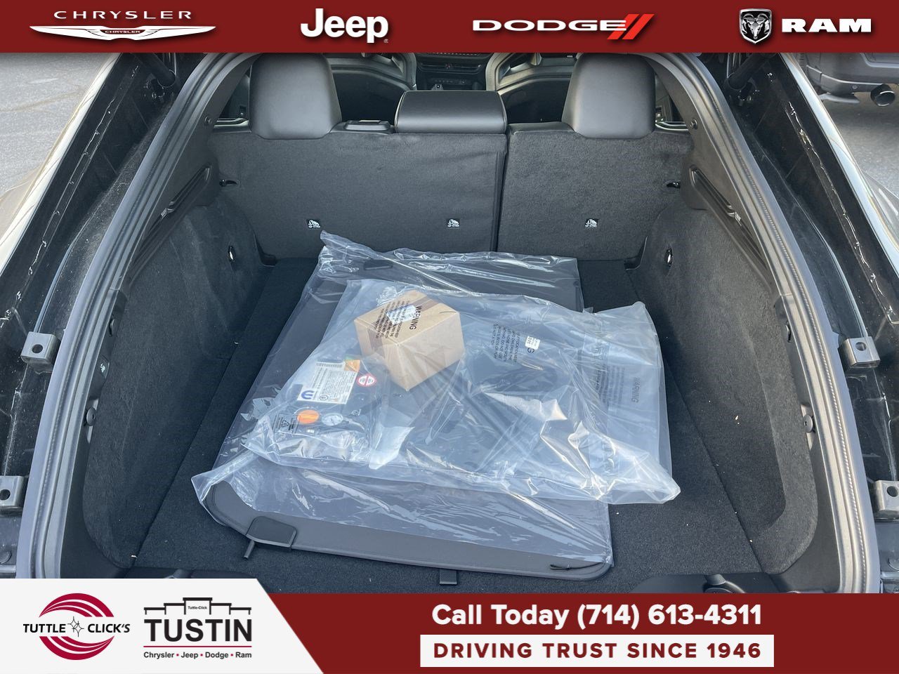 New 2026 Diamond Black Crystal Pearlcoat Dodge Scat Pack Plus image 27