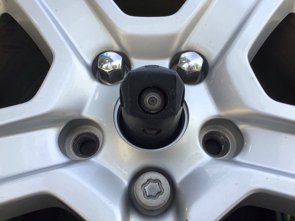 Used 2018 Green Jeep Unlimited Sport S image 43