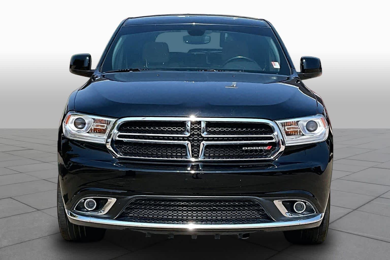 Used 2020 DB Black Clearcoat Dodge SXT image 3