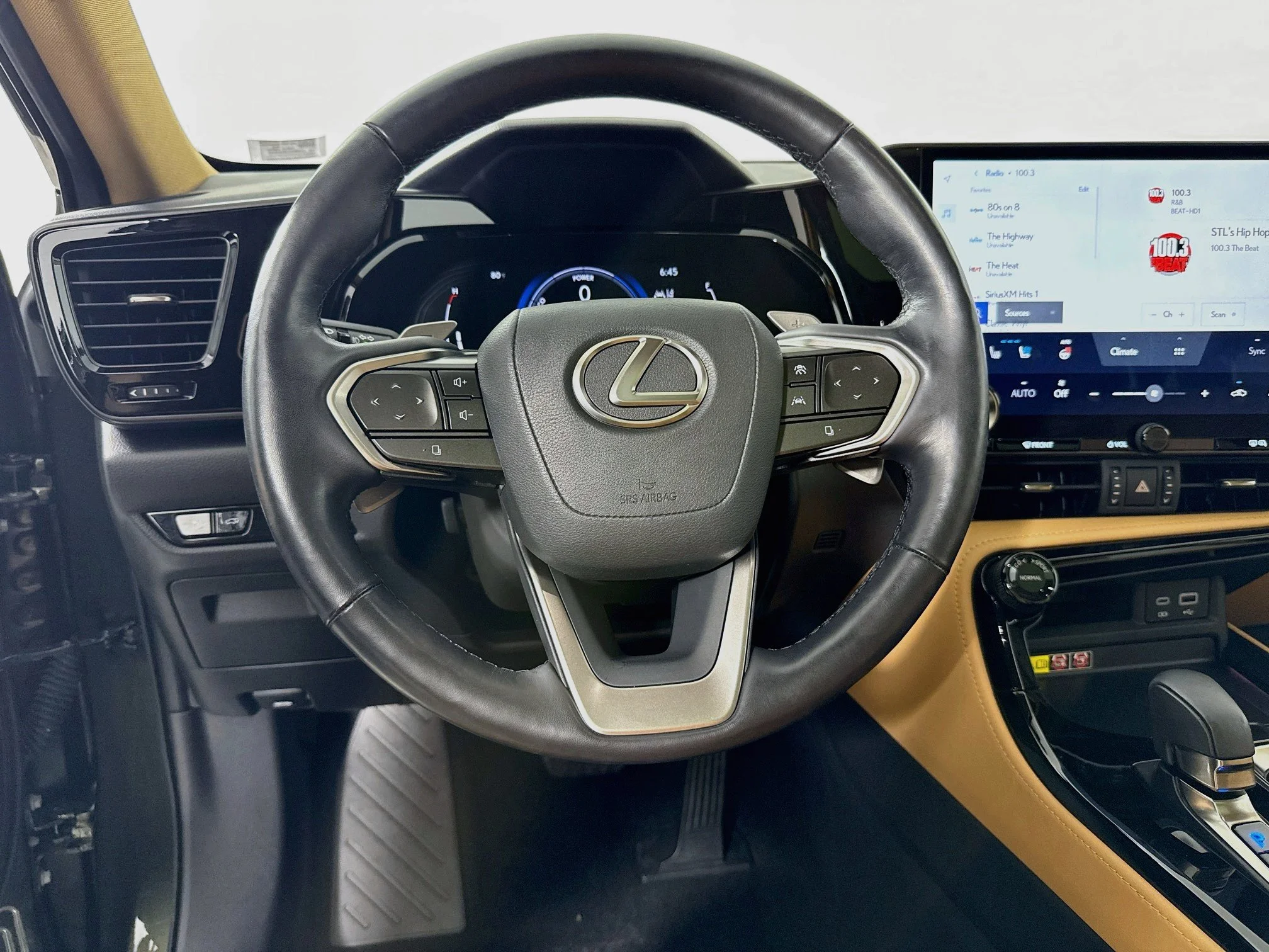 Certified Used 2024 Nori Green Pearl Lexus 350h Luxury image 12