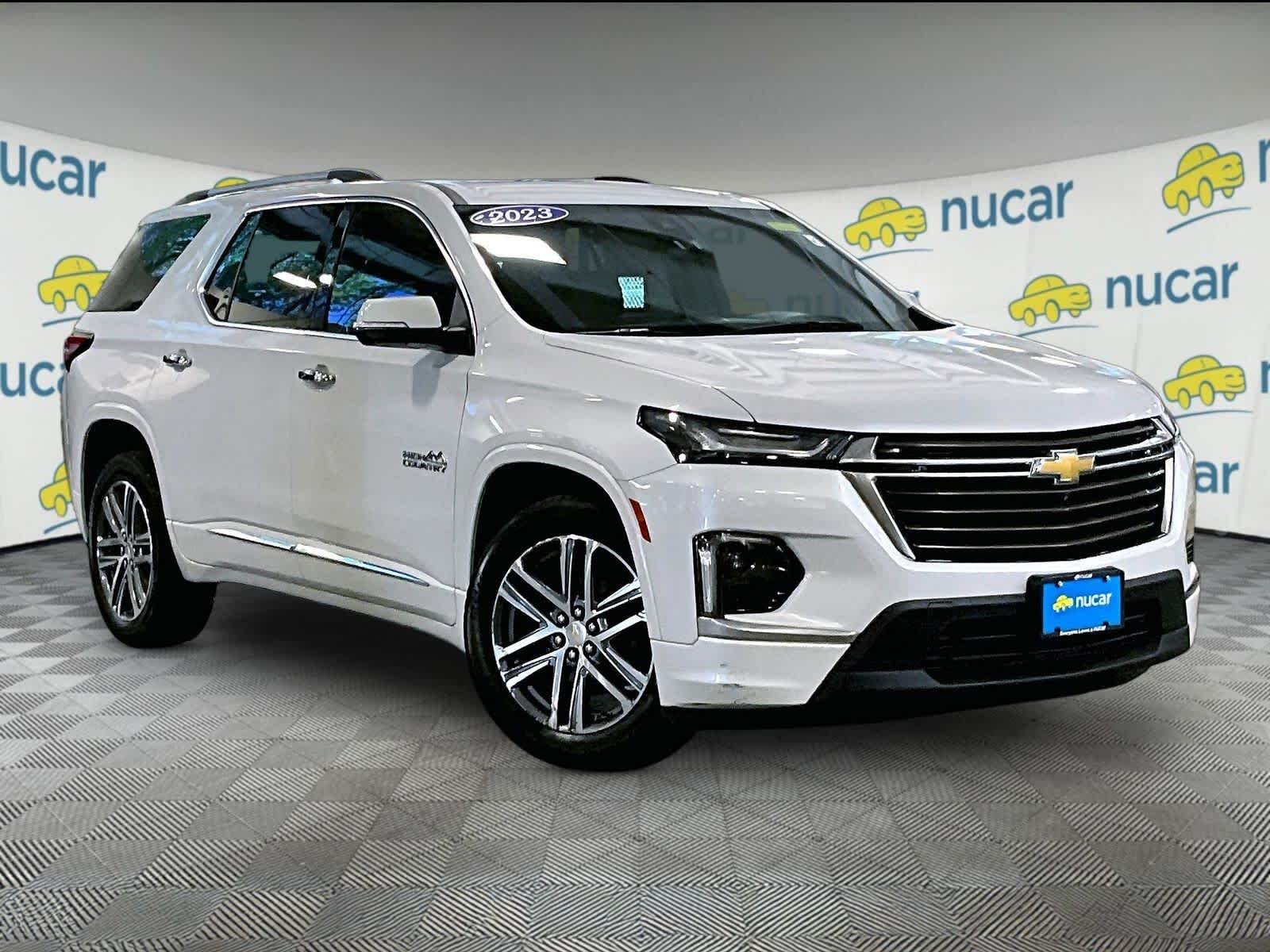 2023 Chevrolet Traverse AWD High Country's photo