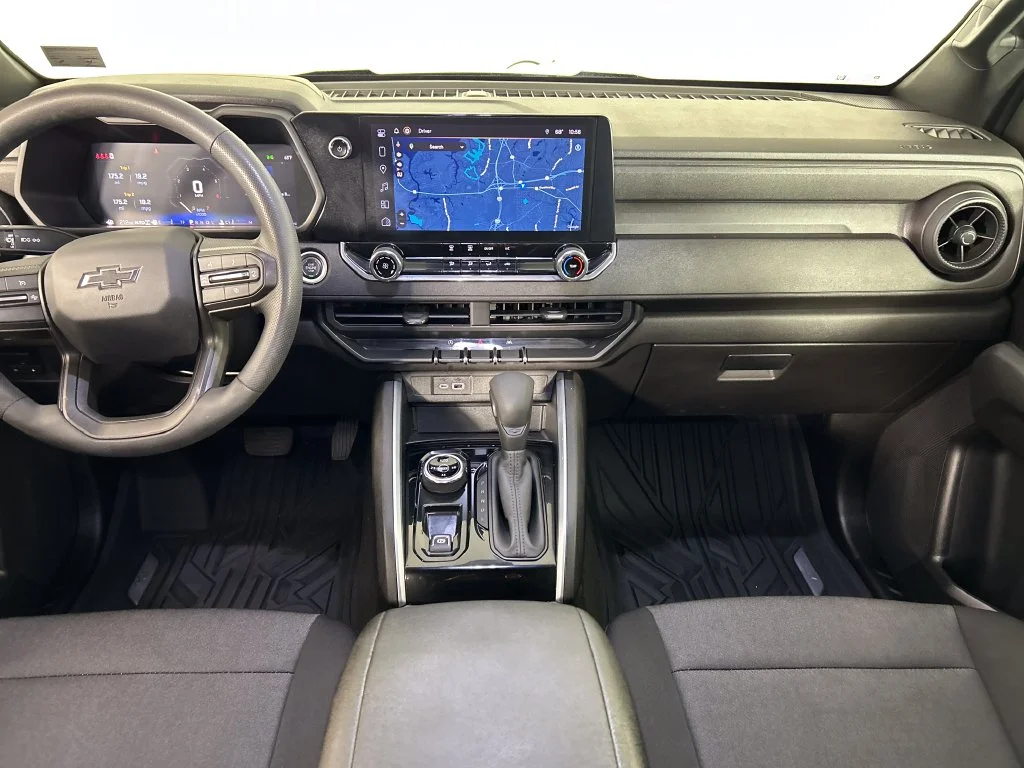 Used 2024 Gray Chevrolet Trail Boss image 19