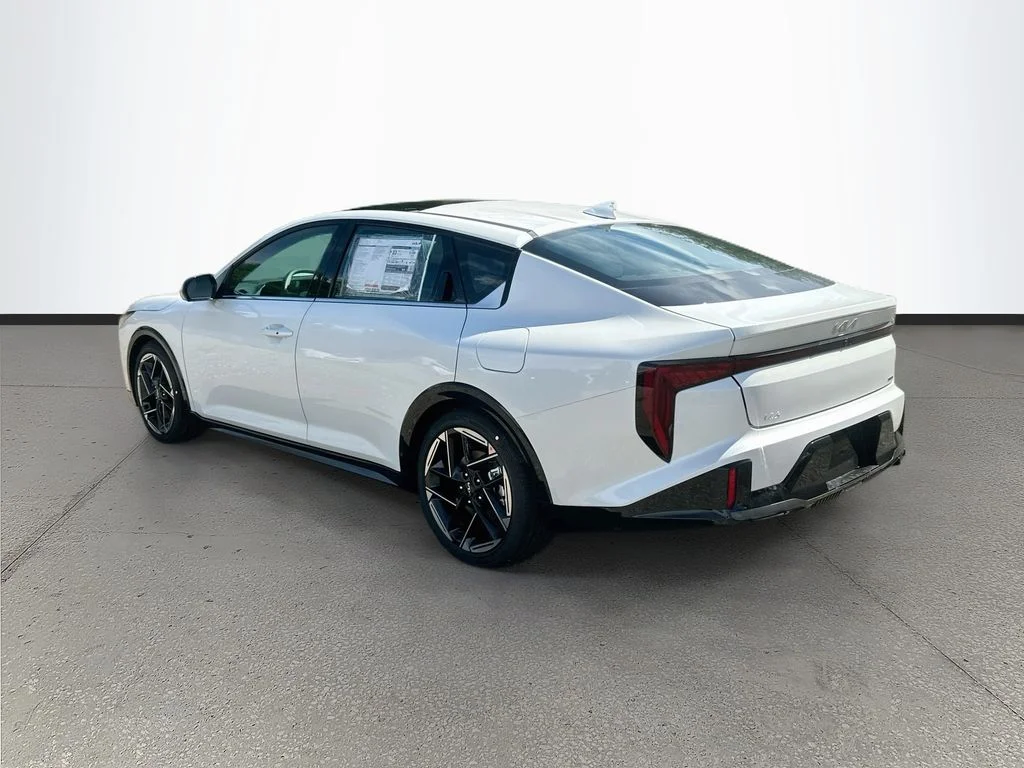 New 2026 Snow White Pearl Kia GT-Line image 5