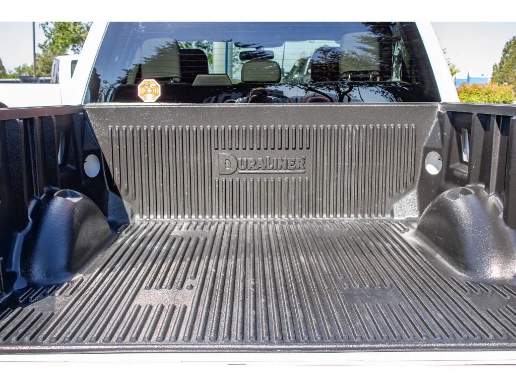 Used 2024 Oxford White Ford XLT image 12