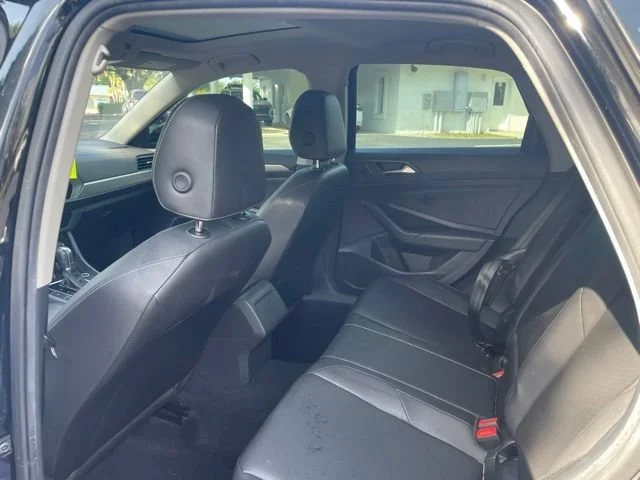 Used 2019 Black Volkswagen S image 7