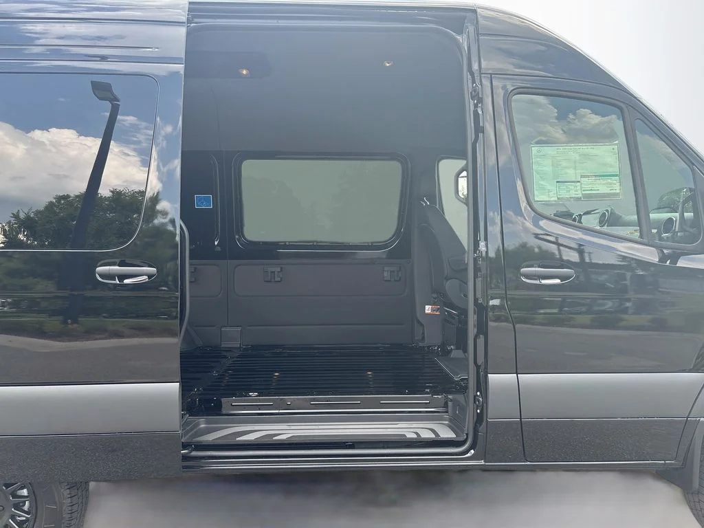 New 2026  Mercedes-Benz Cargo 144 WB image 16