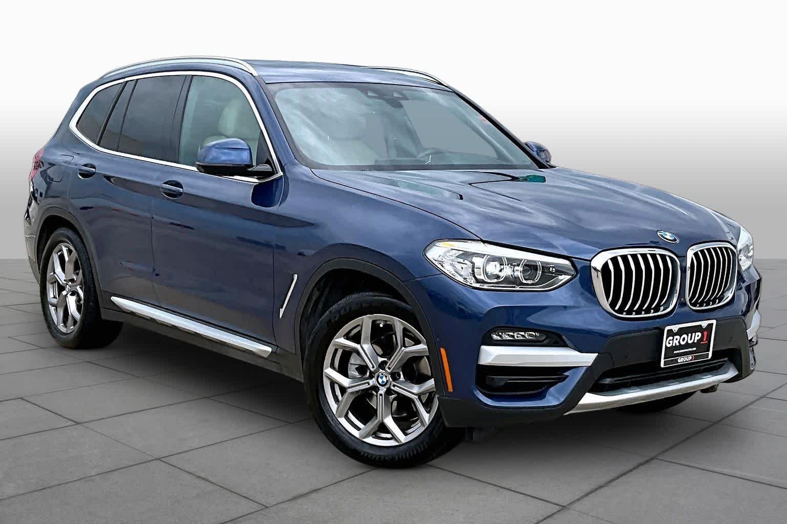 Used 2021 Phytonic Blue Metallic BMW xDrive30i image 3