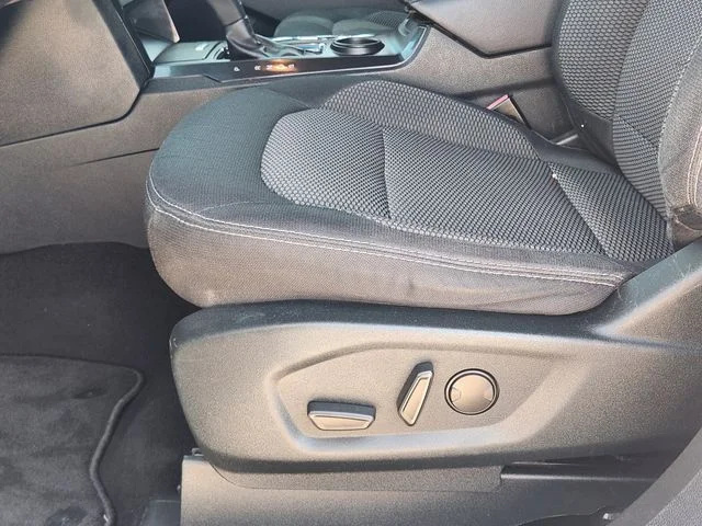 Used 2019 Oxford White Ford XLT image 25